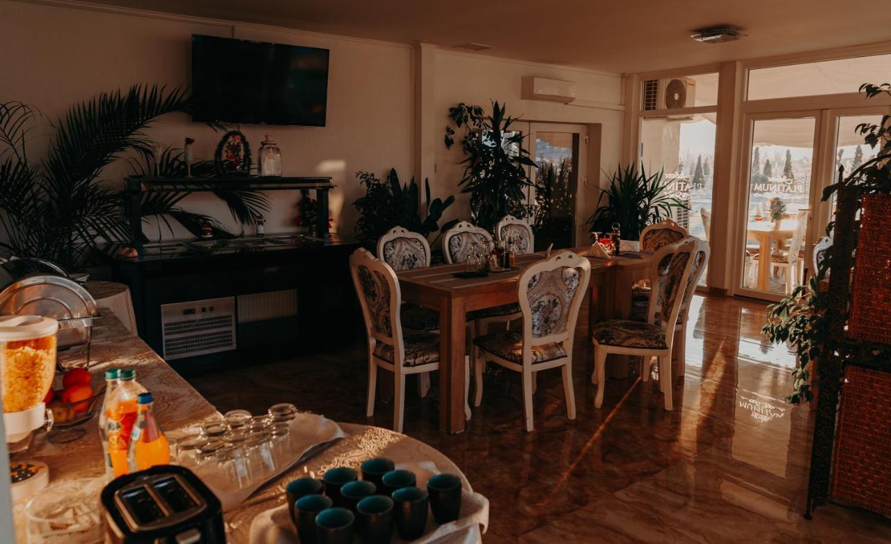 Hotel Juliana Platinum Brad Zewnętrze zdjęcie